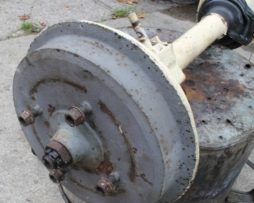 Poloosa s bubnem na Škoda 1000MB