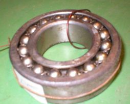 Na Škoda 1000MB: SKF ložisko 2208