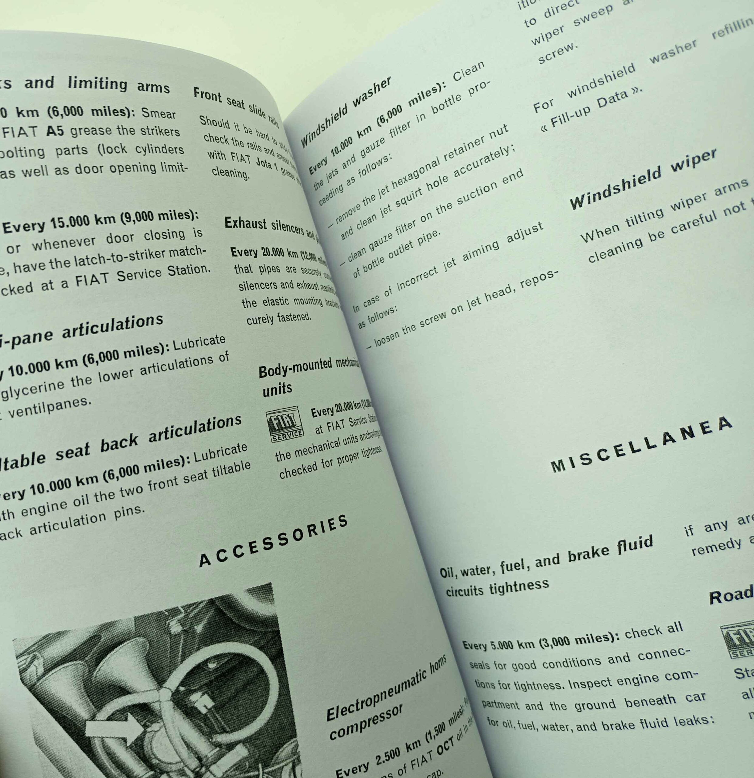Fiat 124 Sport Coupé - Instruction Book reprint. - Image 11
