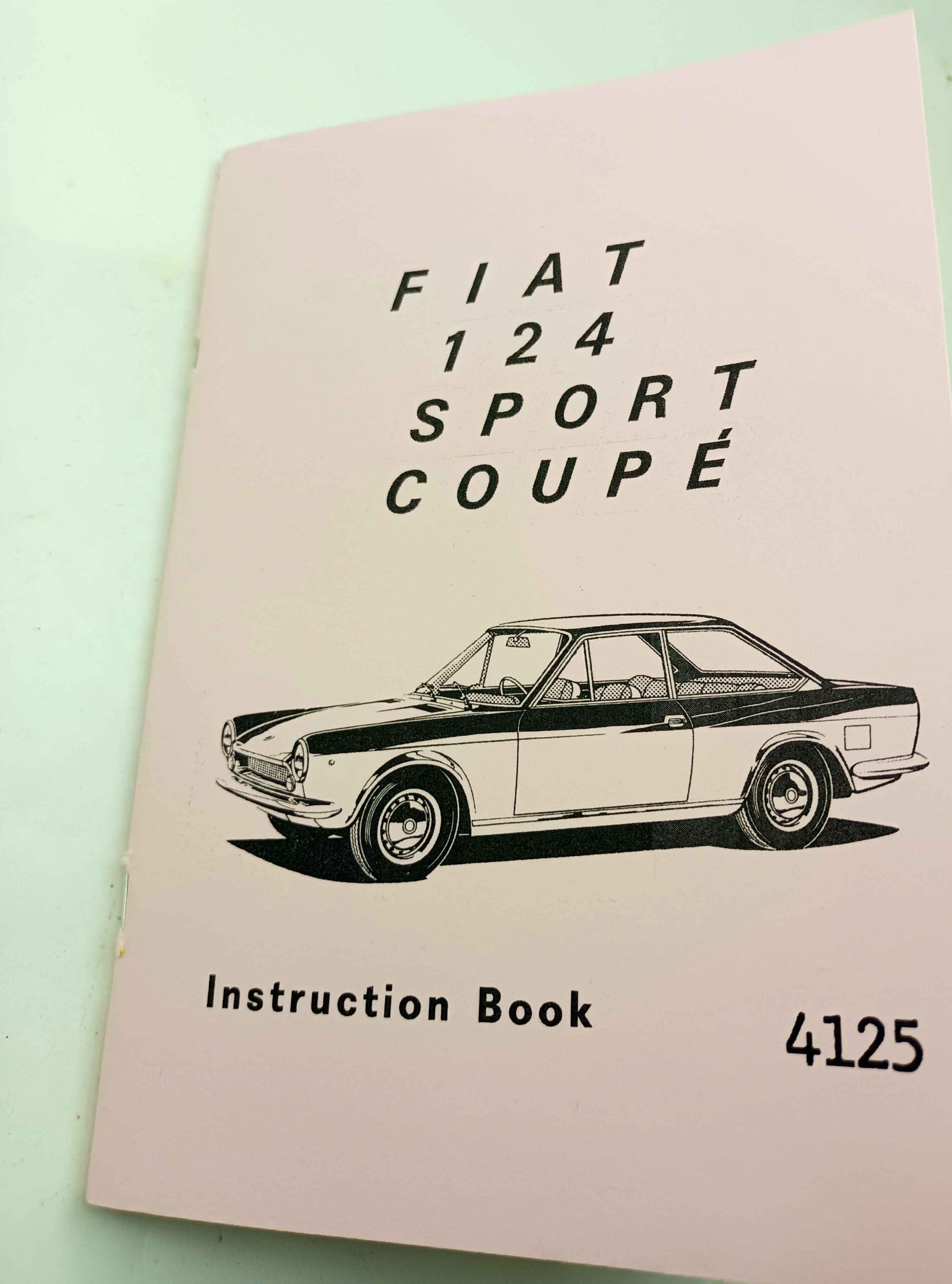 Fiat 124 Sport Coupé - Instruction Book reprint. - Image 8