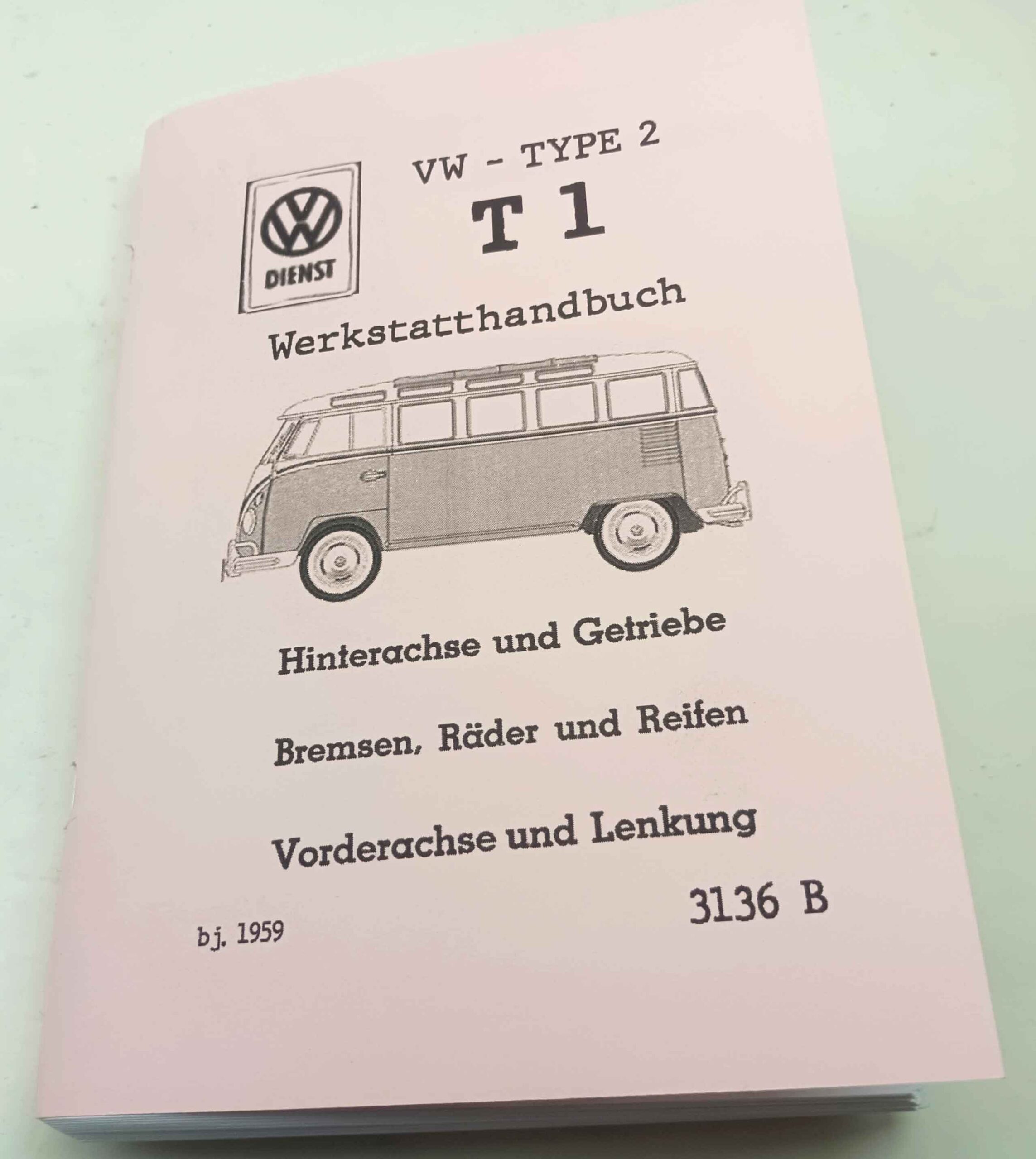 Volkswagen typ 2 - T1 busik - Opravářský manuál pro převodovku, diferenciál nápravy, brzdy a řízení a kola reprint.