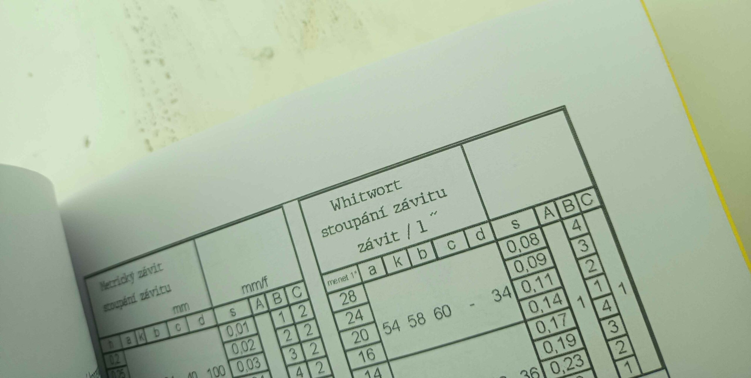 Soustruh EMU-200-R a EMU-200RFP v češtině. Reprint - Image 13